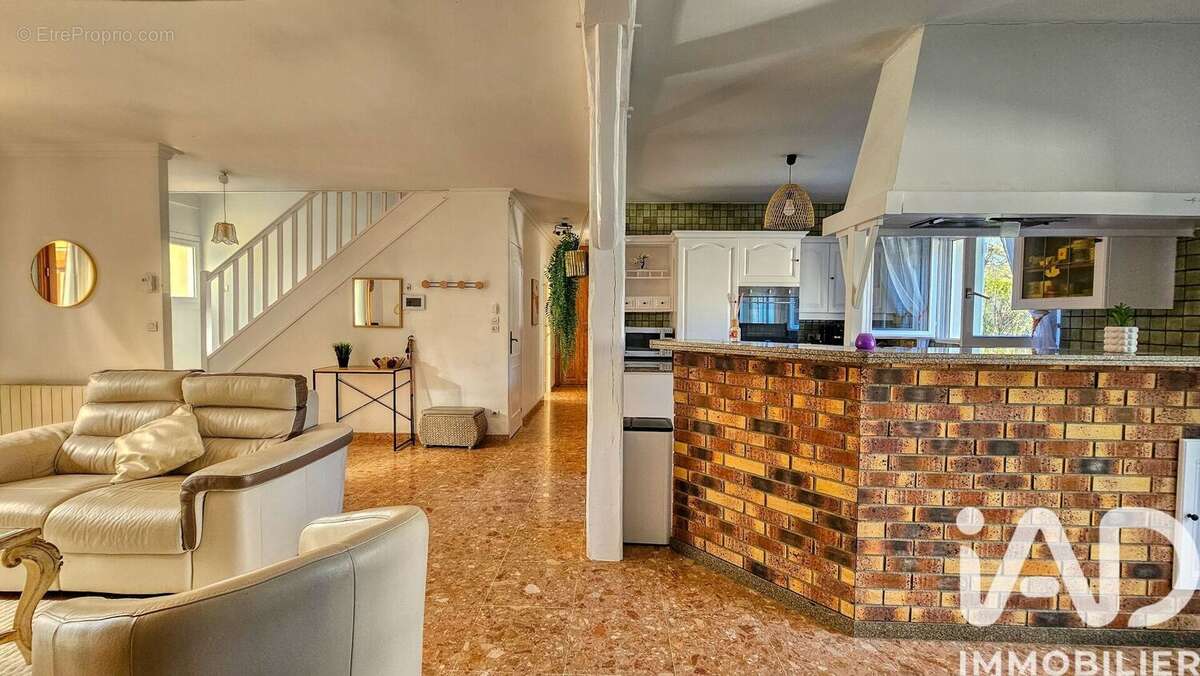 Photo 7 - Maison à MORAINVILLIERS