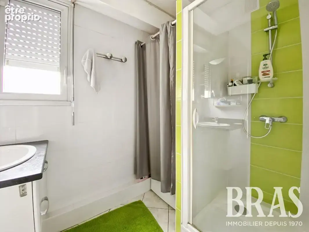 Appartement à Vendre à Pornichet - Quartier Sainte-Marguerite : Vue Océan et Accès Privé à la Plage - photo 7