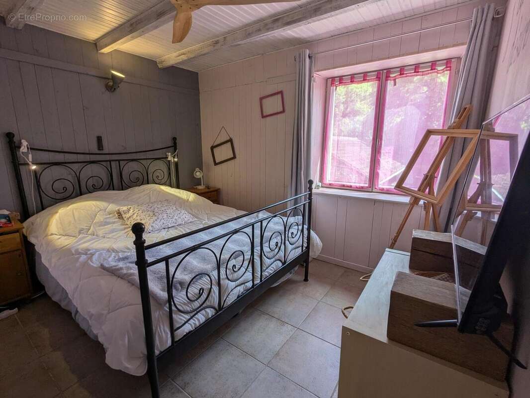 Maison 440 m² à Tour-De-Faure  - photo 7