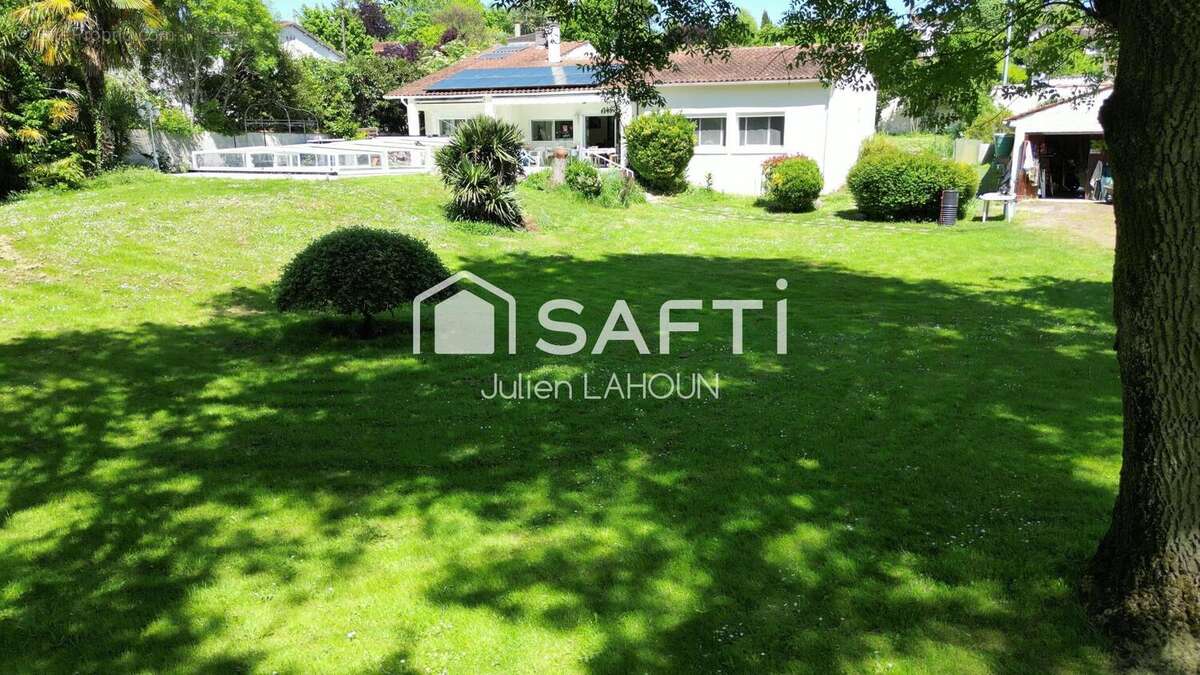 Photo 2 - Maison à BOUTIERS-SAINT-TROJAN