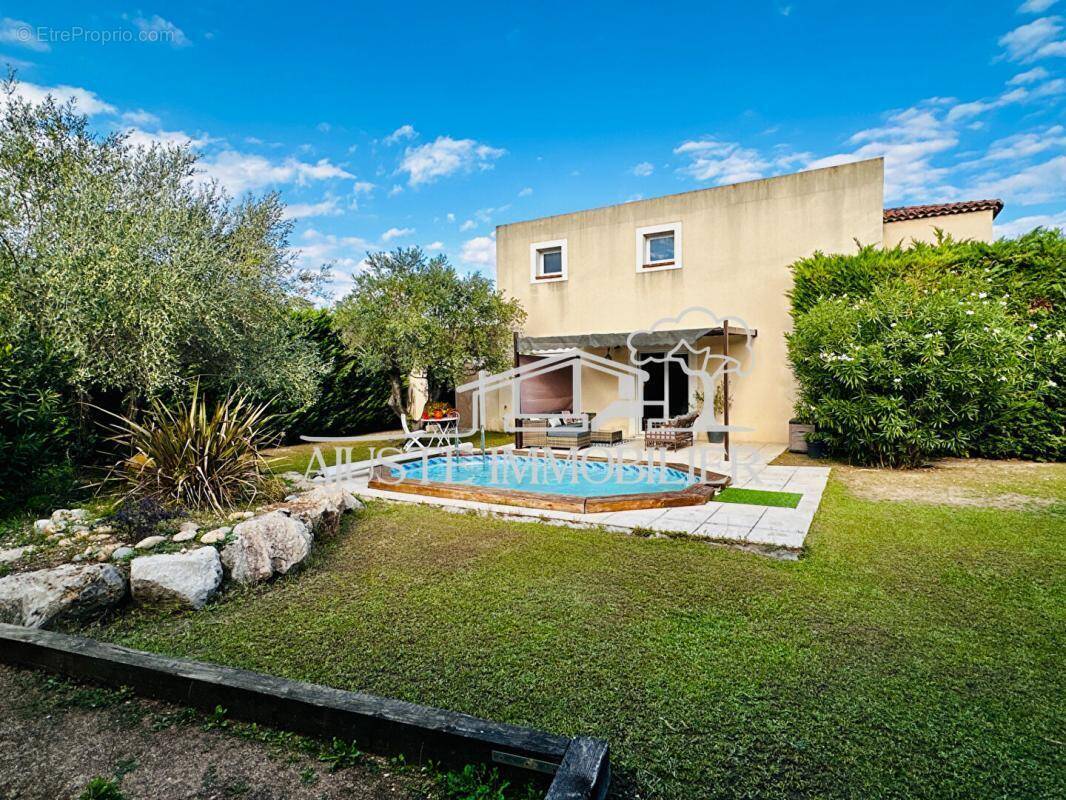 Commerce à MARIGNANE