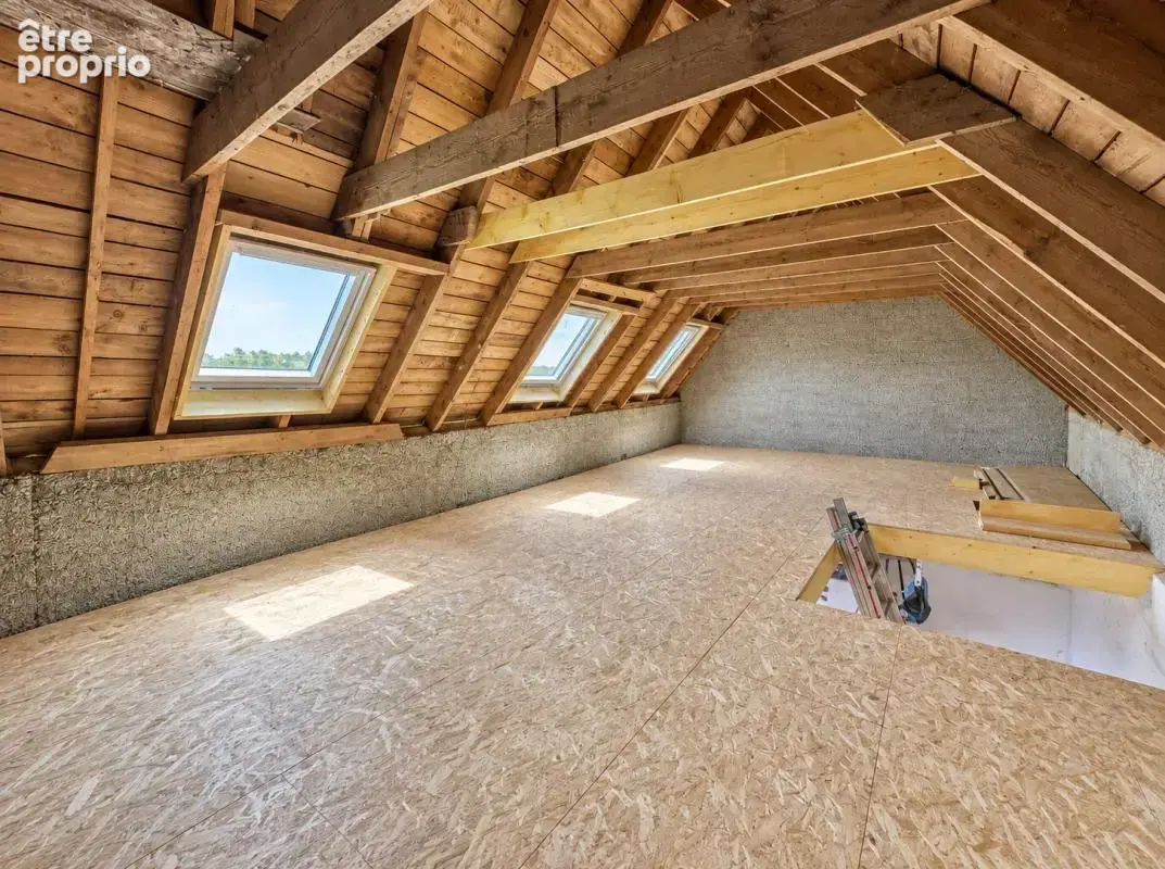 Penty breton – non mitoyen – pouldreuzic centre – jardin clos – clos couvert deja renove – travaux interieur a realiser – 2 nive - photo 5