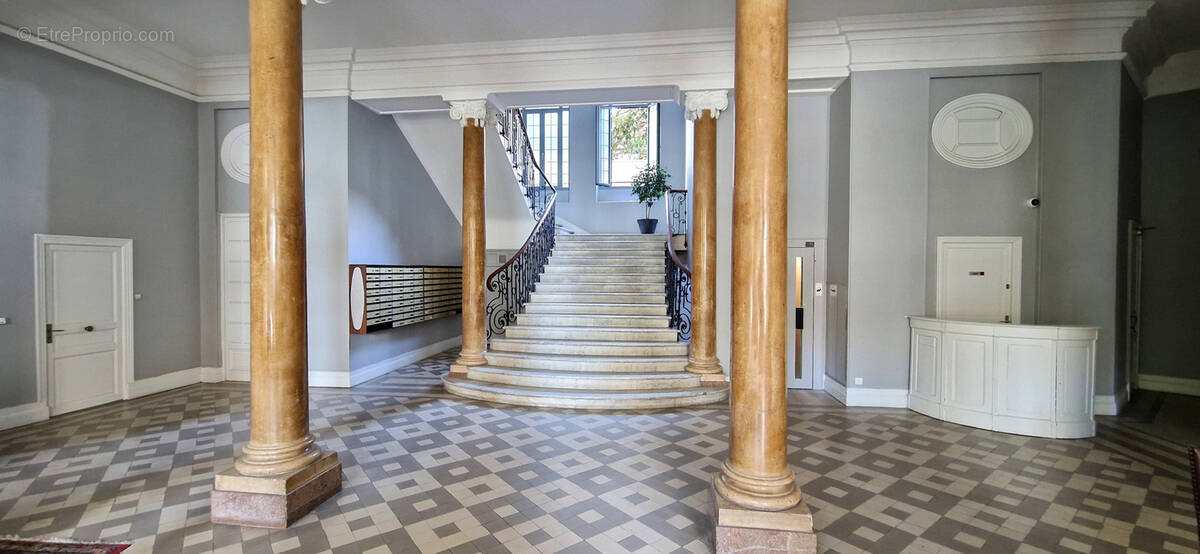 Appartement à MENTON