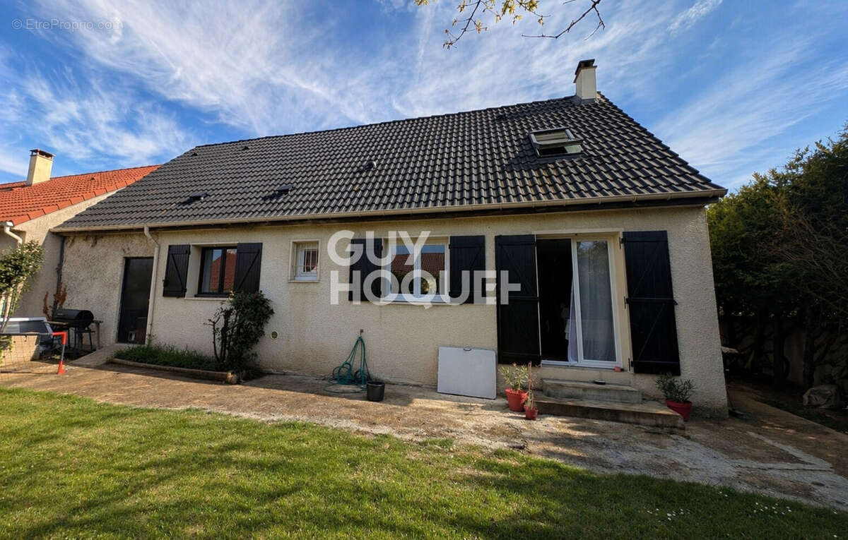 Maison à AUBERGENVILLE