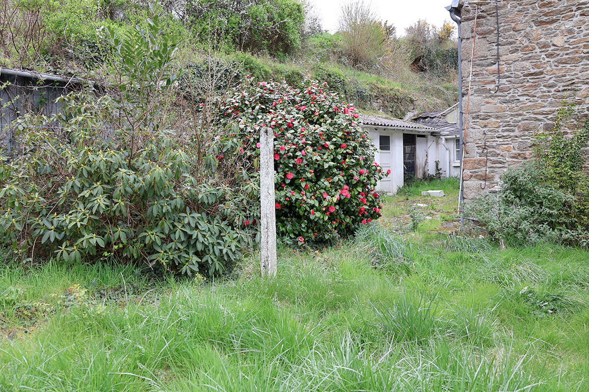 Maison à BELLE-ISLE-EN-TERRE