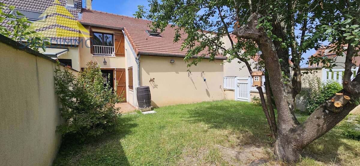 Maison à BRIE-COMTE-ROBERT