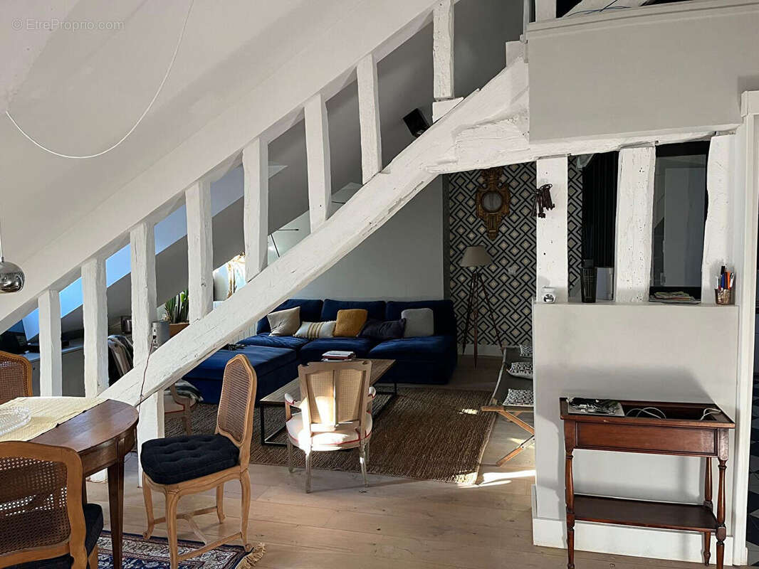 Appartement à VERSAILLES