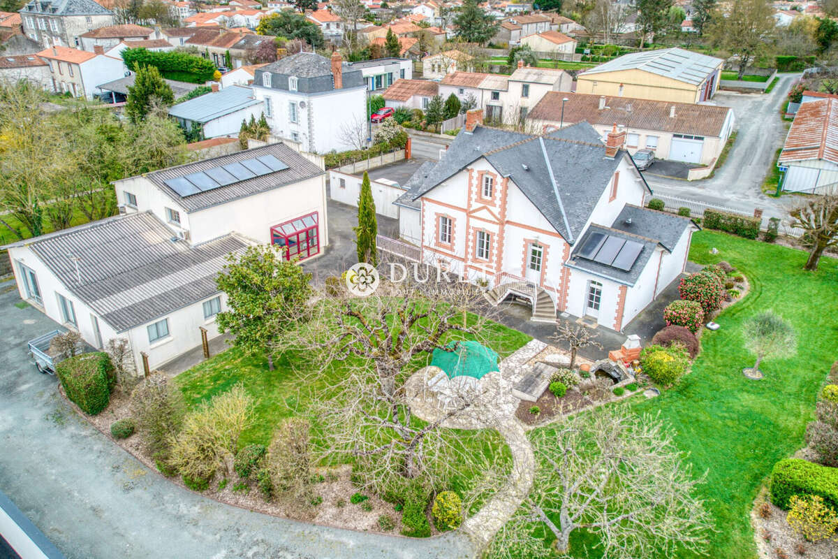 Maison à LES BROUZILS