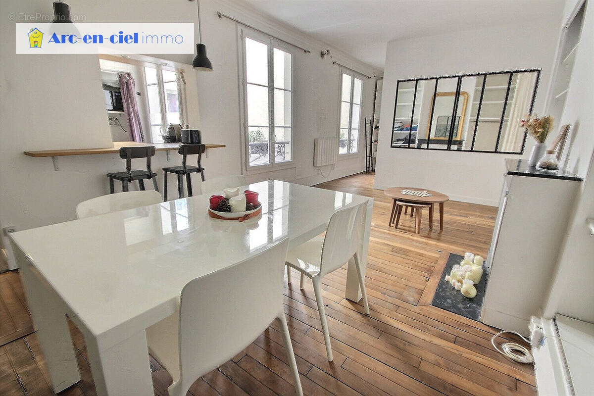 Appartement à PARIS-11E