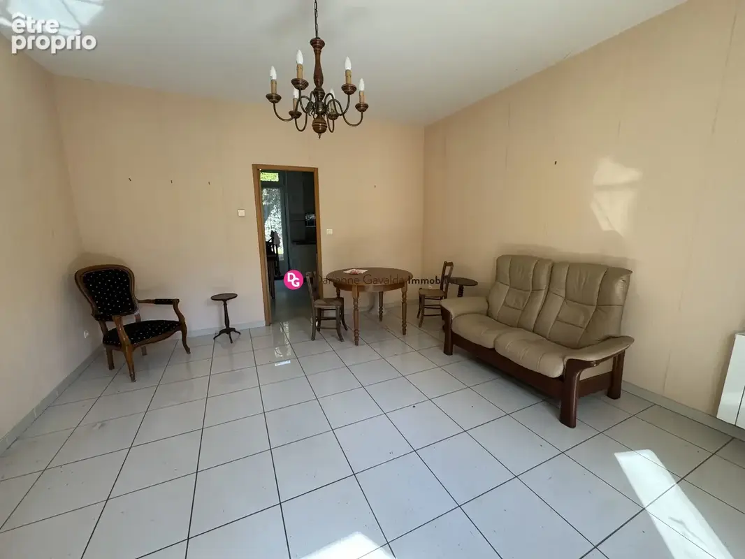 Maison 5 pièces 145 m² à vendre à Livinhac-Le-Haut (12300) - photo 3