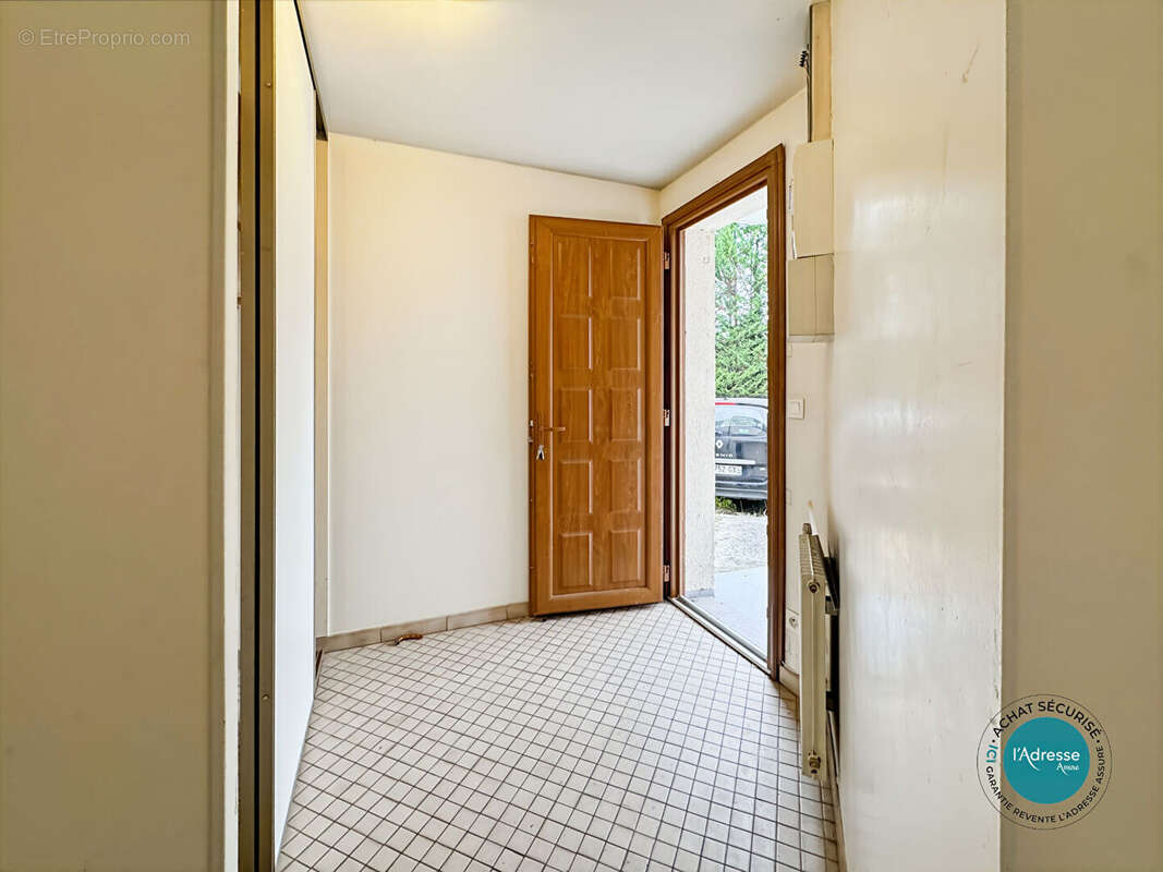 Appartement à MENNECY