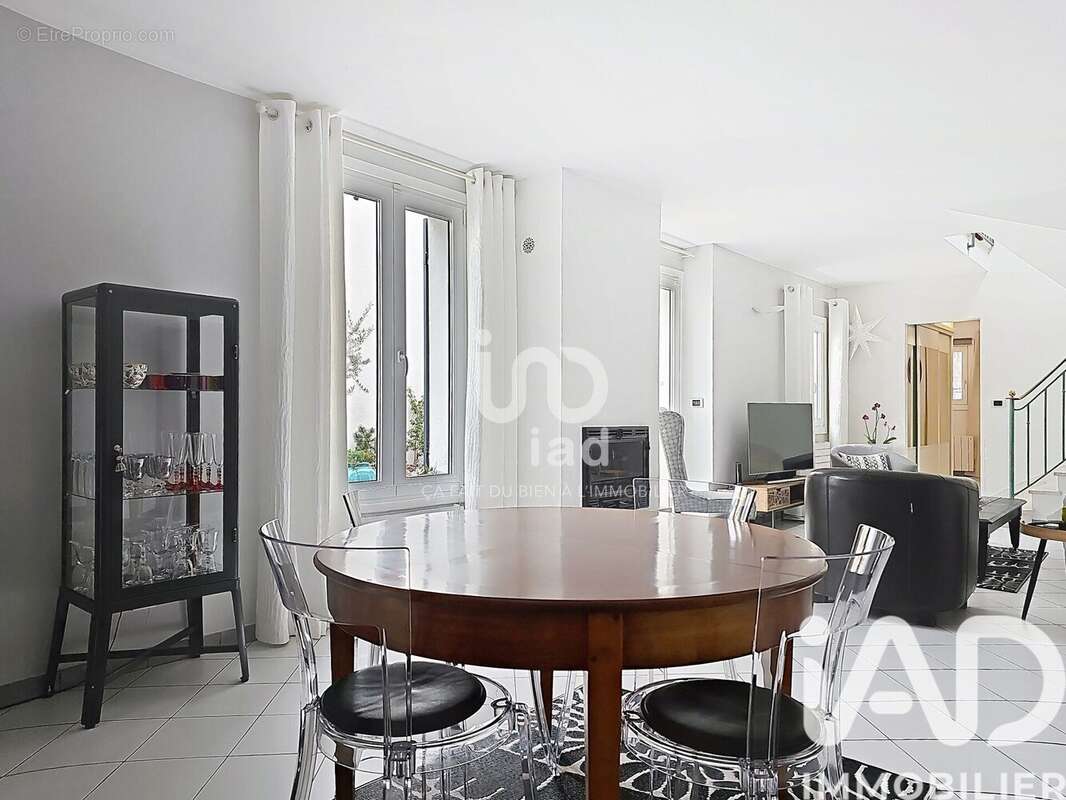 Photo 5 - Maison à CHOISY-LE-ROI