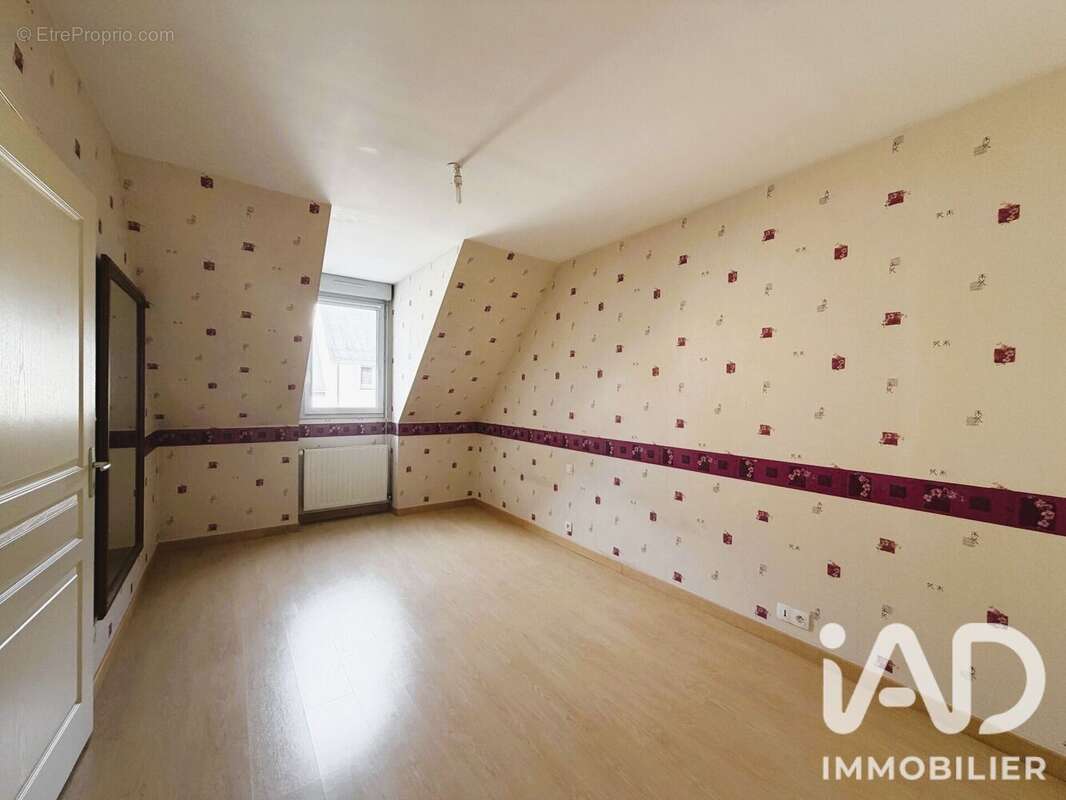 Maison 100 m² à Rochecorbon  - photo 9