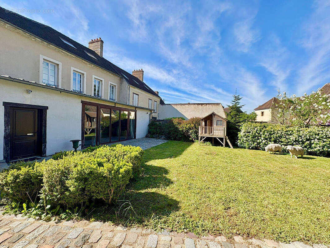Maison à VALLERY