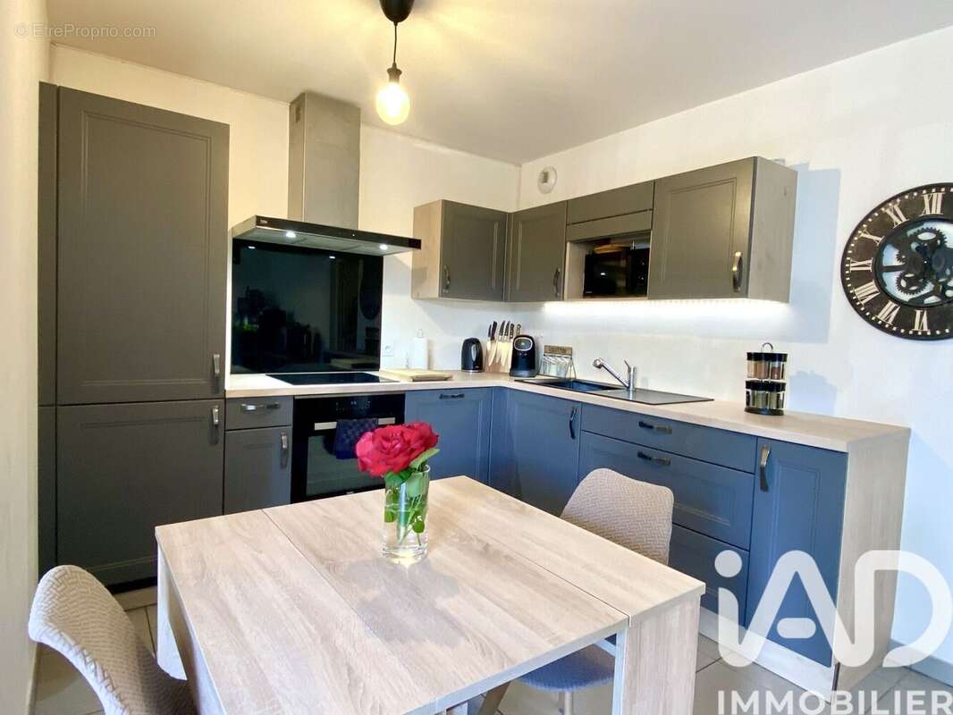 Photo 5 - Appartement à SAINT-LAURENT-DE-MURE