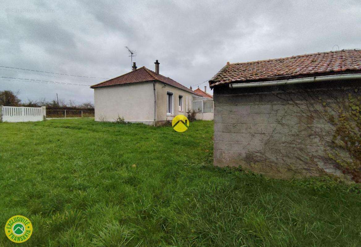 Maison à SANCOINS