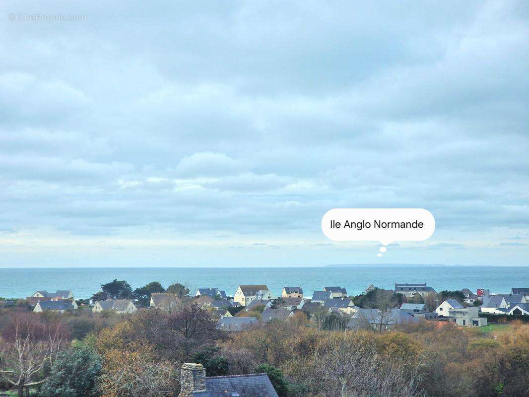 Maison à SIOUVILLE-HAGUE