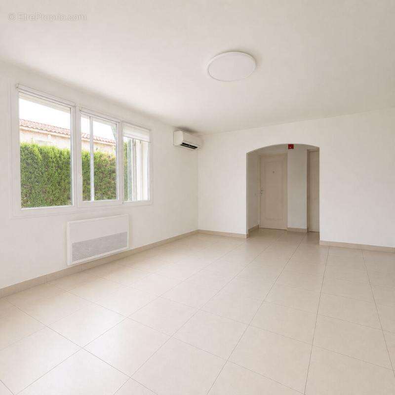 Appartement à MARIGNANE