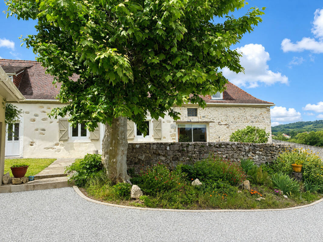 Maison à LOUBIENG