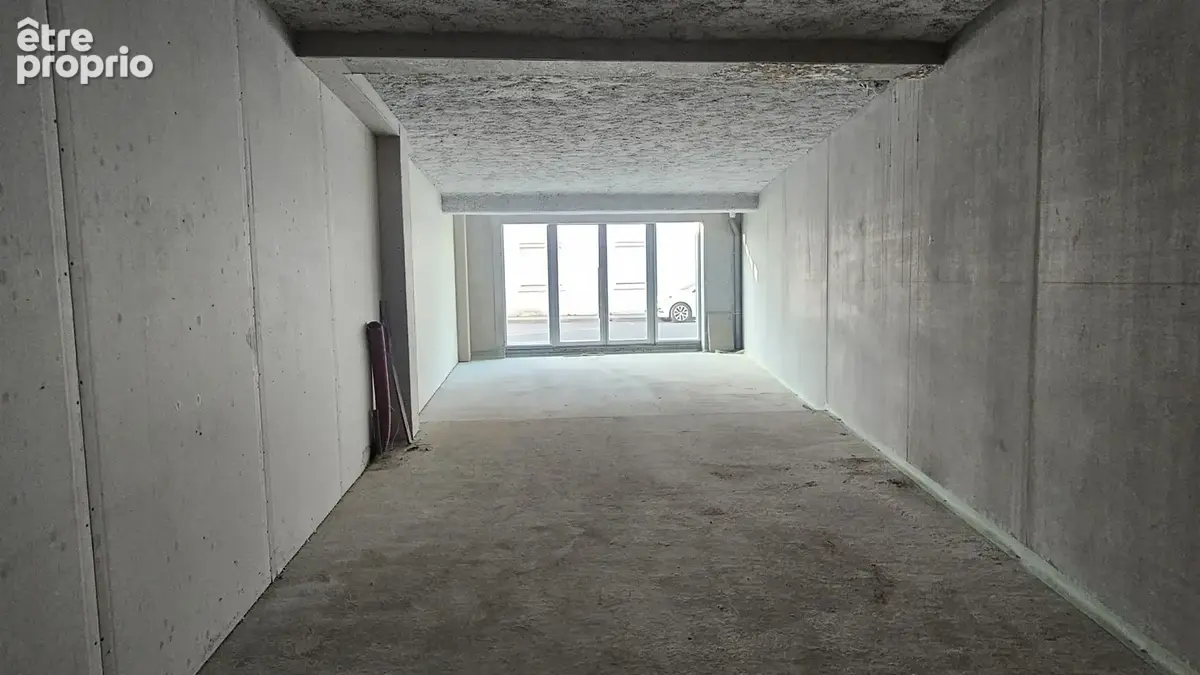 CELLULE 1  /  59,70 m2 - photo 4