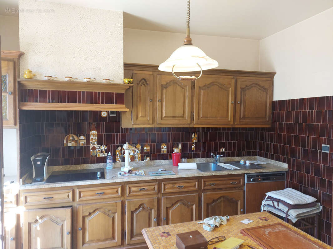 A Villelongue de la salanque grande maison de village avec potentiel - photo 3