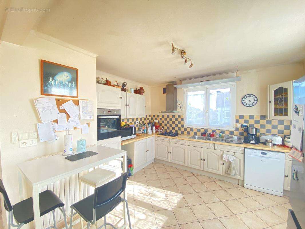 Maison à SAINT-JEAN-BREVELAY