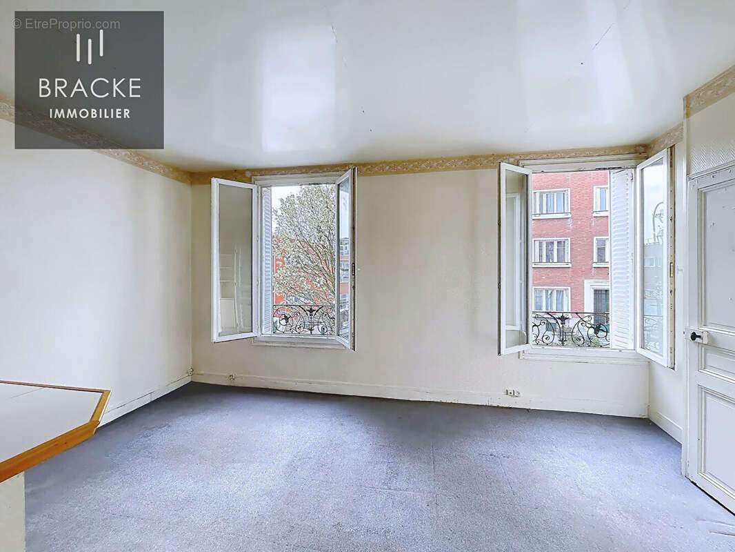 Appartement à LA GARENNE-COLOMBES