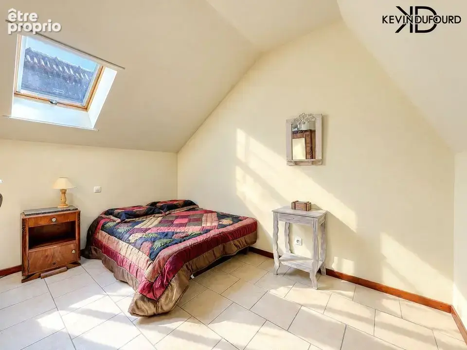 Appartement 4 pièces 85 m² à vendre à Pont-De-Labeaume (07380) - photo 5