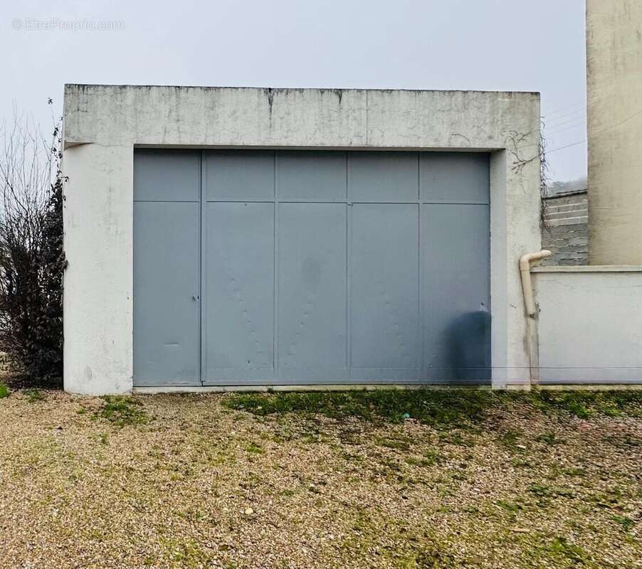 Commerce à LOUVIERS