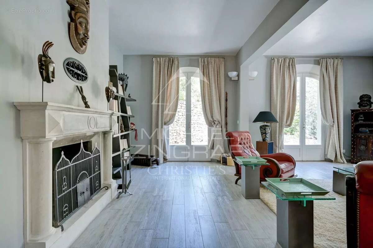 Maison à SAINT-MARC-JAUMEGARDE