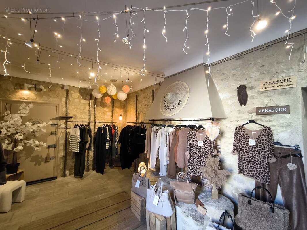 Appartement à VENASQUE