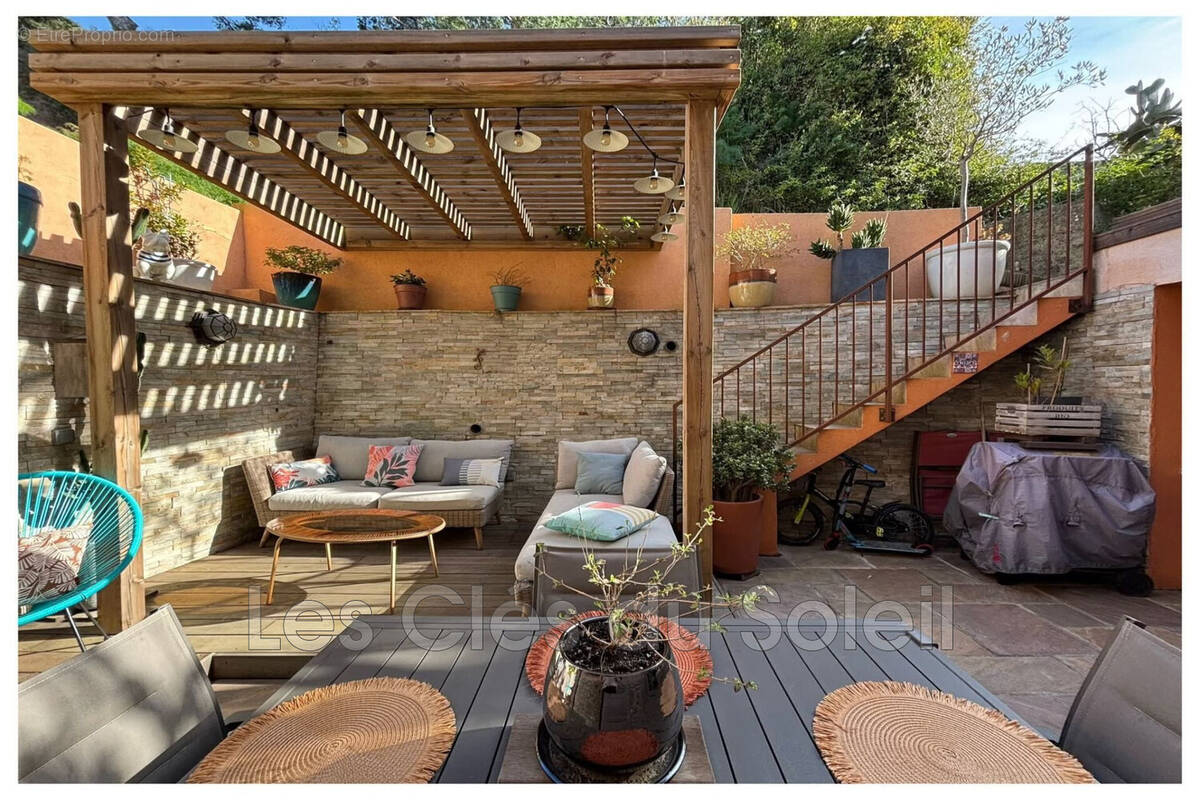 Maison à SAINT-MANDRIER-SUR-MER