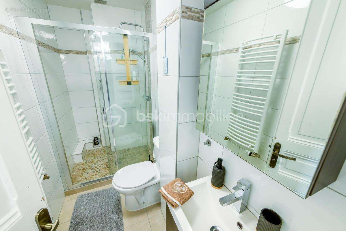 Appartement à SAINT-GERVAIS-LES-BAINS