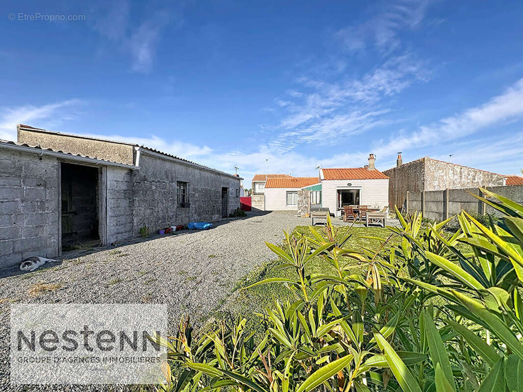 Maison à BEAUVOIR-SUR-MER