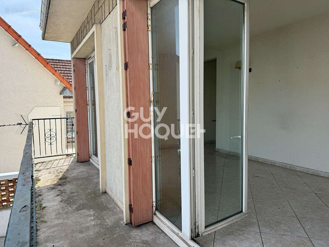 Appartement à ATHIS-MONS