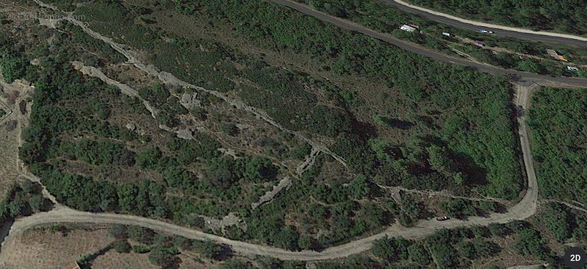 Terrain à CLERMONT-L&#039;HERAULT