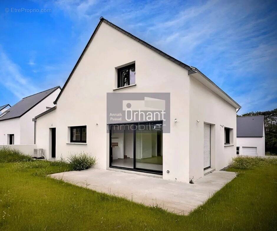 Maison à BRANDIVY