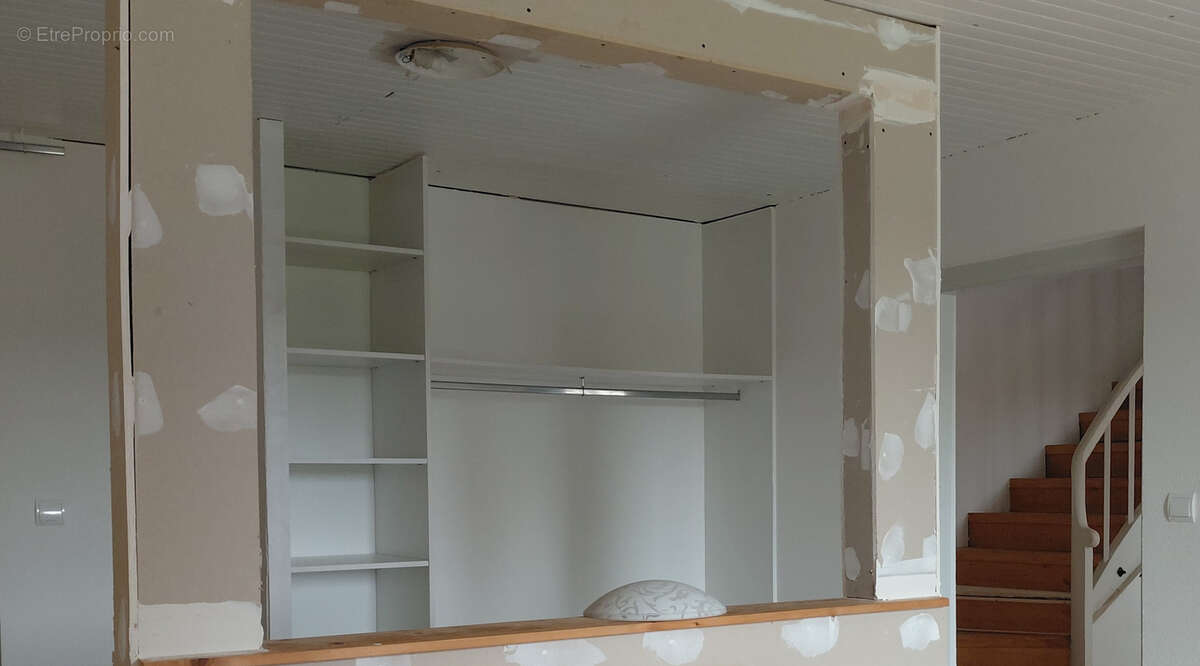 Maison à GUYANS-VENNES