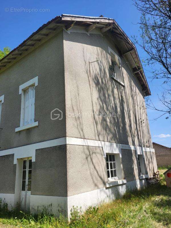 Maison à ANNESSE-ET-BEAULIEU