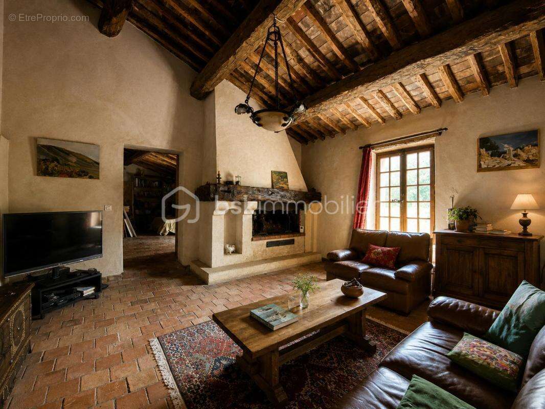 Mas provençal du xviiiᵉ siècle (apt en luberon 84)– vue lavandes – 3 logements – de type t12- piscine – fort potentiel touristiq - photo 11