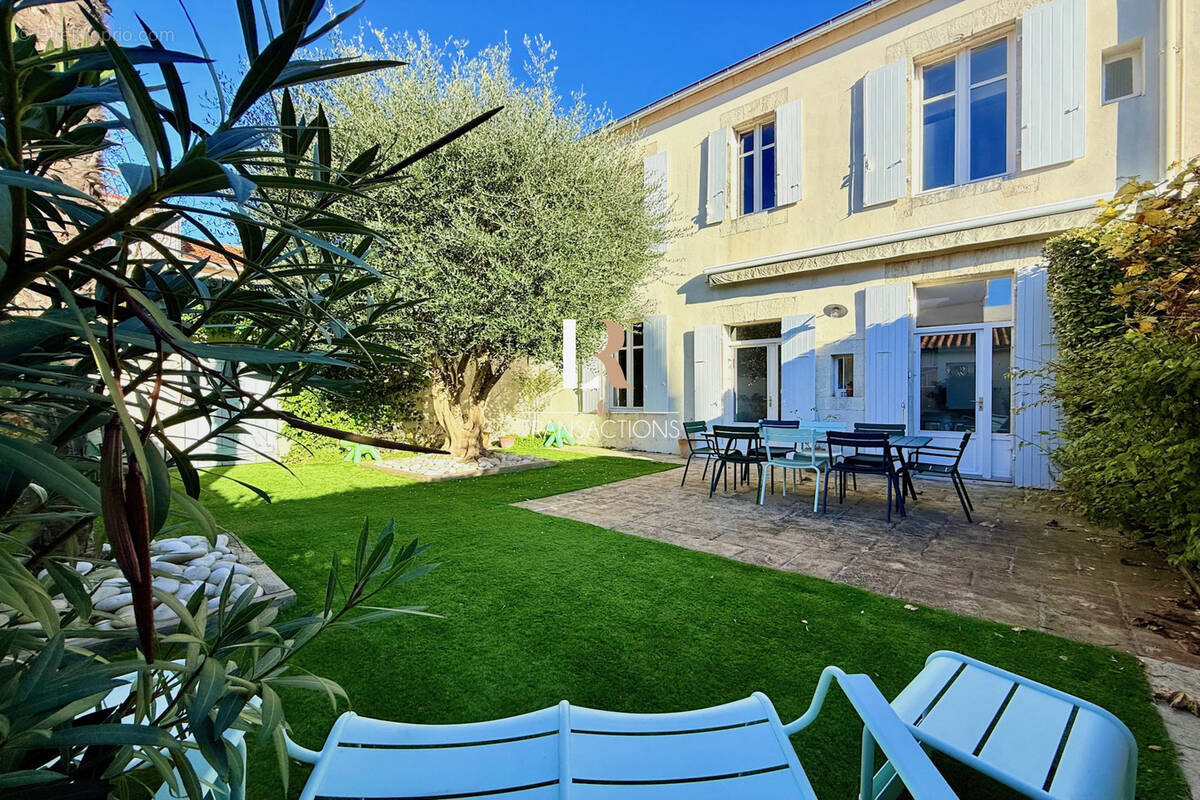 Maison à LA ROCHELLE