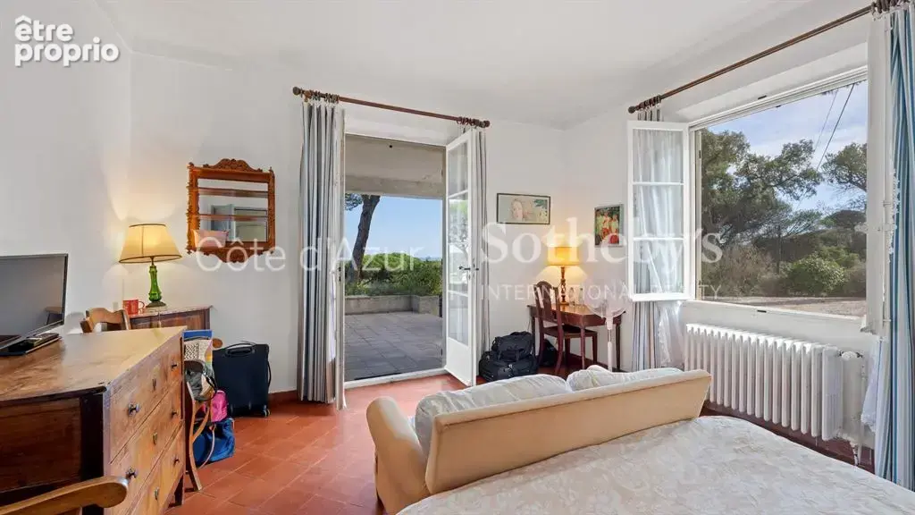 Ramatuelle, propriété à rénover avec vue mer panoramique dans le secteur des Marres - photo 16