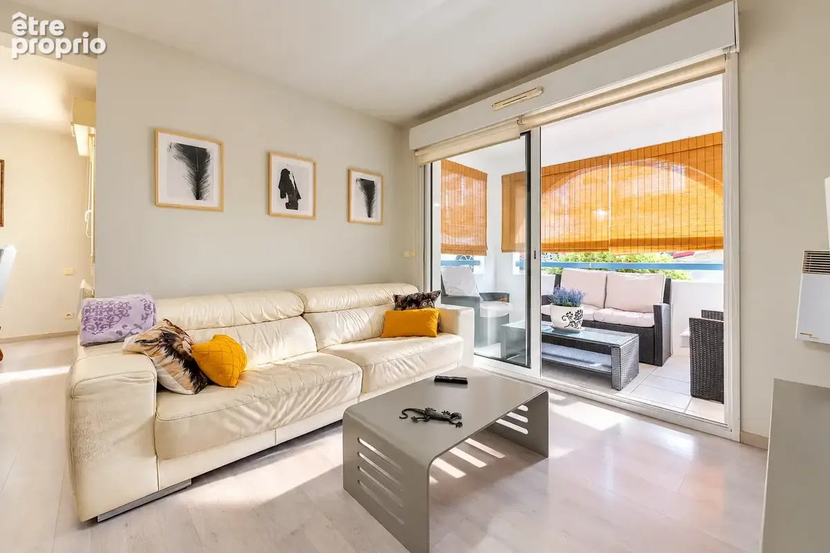 Appartement 3 pieces avec terrasse et parking - photo 3