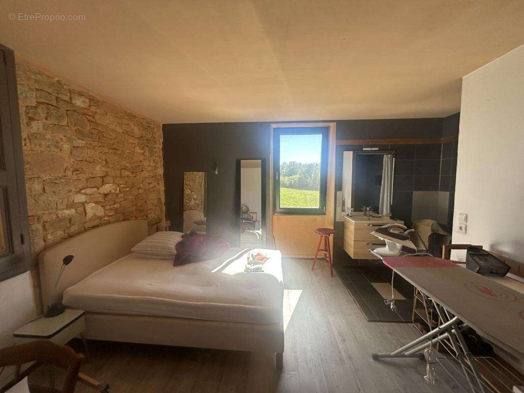 Maison à CRESSENSAC