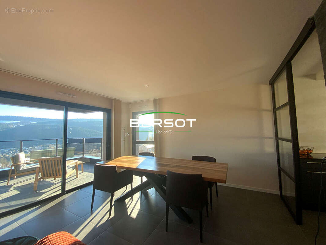 Appartement à VILLERS-LE-LAC