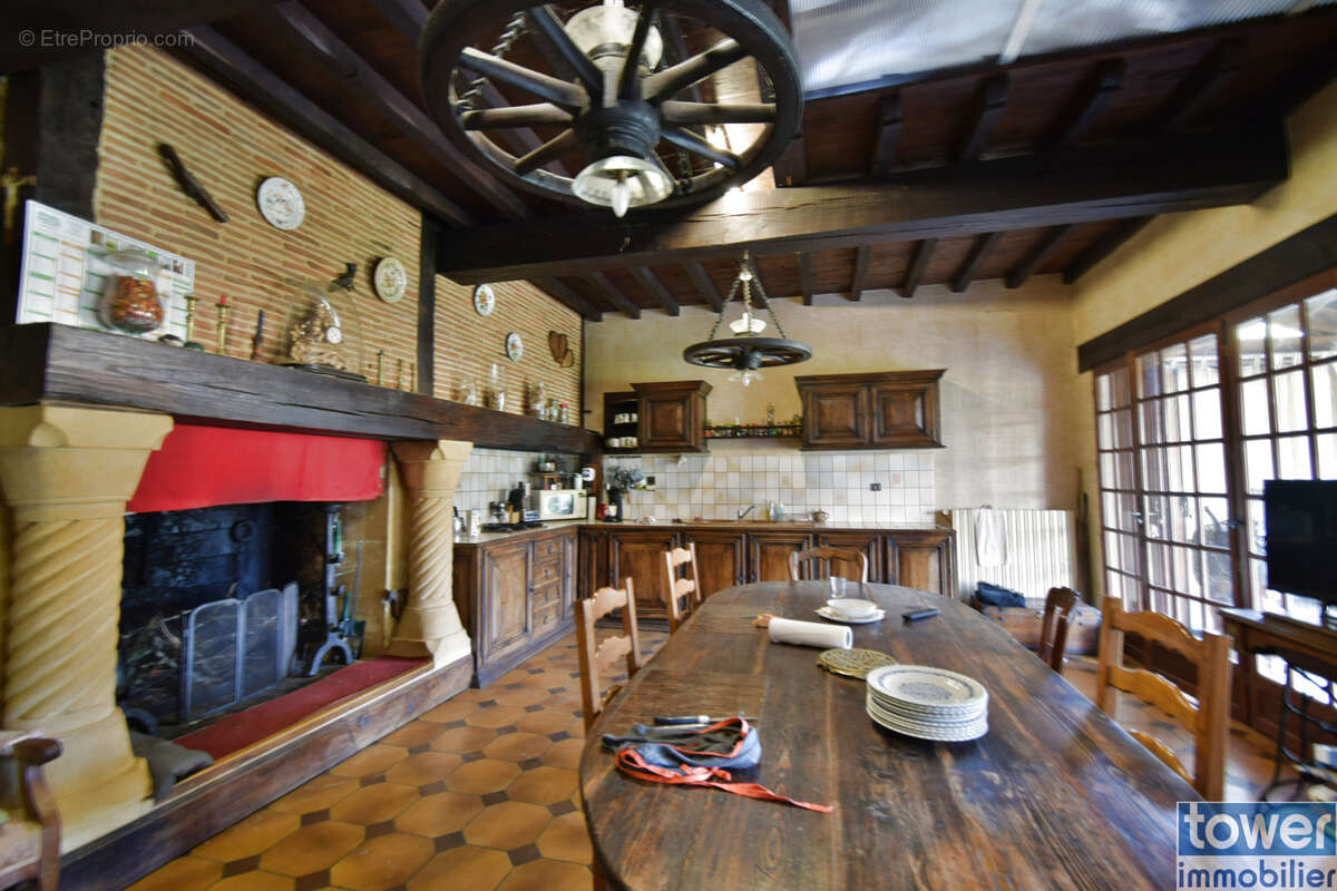 Maison à SAINT-PIERRE-D'EYRAUD