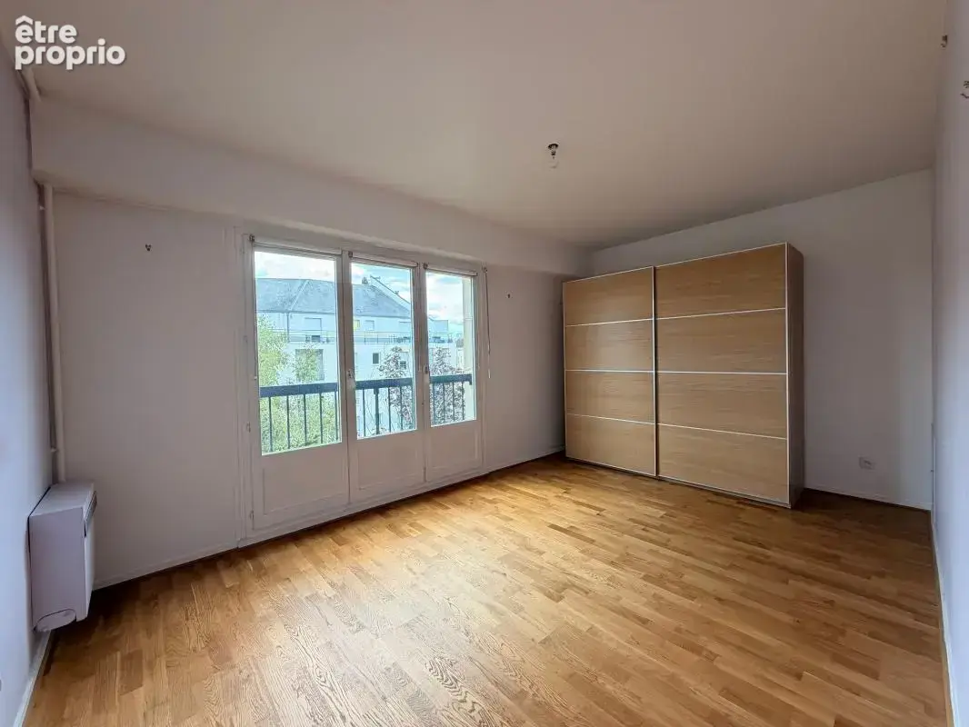 Compiègne – 5 pièces lumineux avec balcon, parking & cave - photo 16