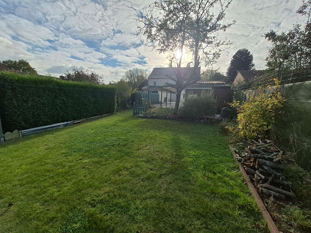 Maison à BRUAY-LA-BUISSIERE