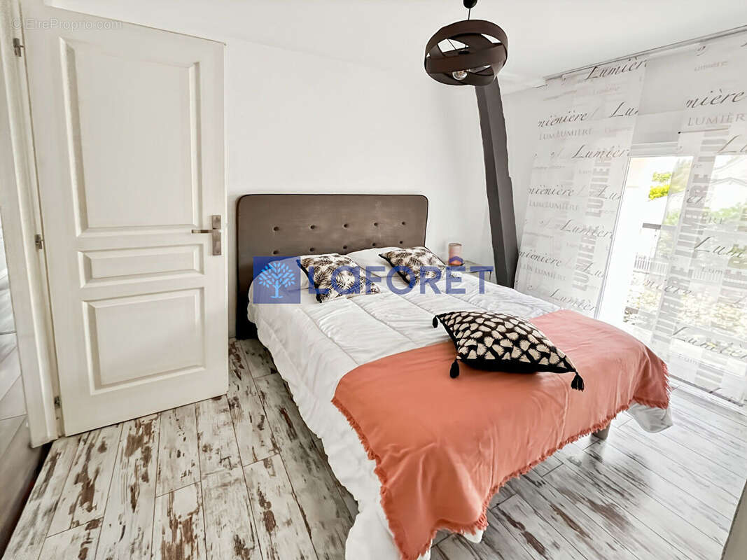 Maison à AZAY-LE-RIDEAU