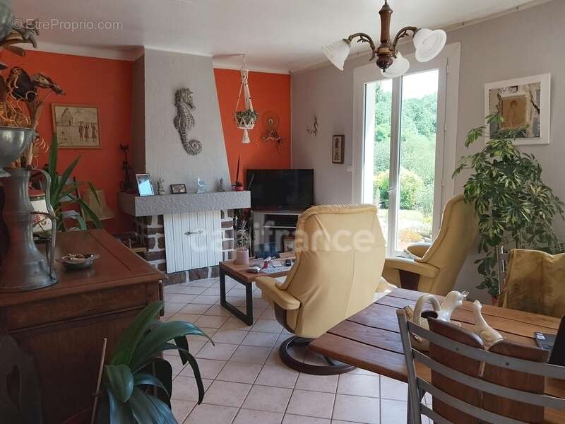Maison à PLOURIVO